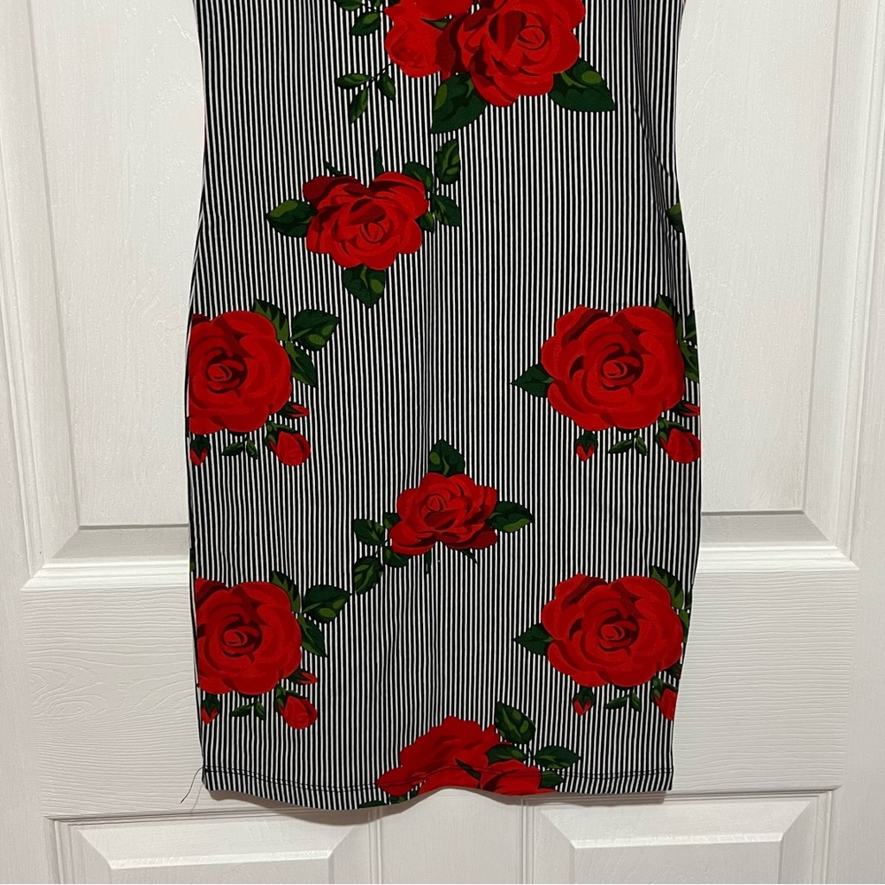 💗 Rue 21 - Women’s‎ Bodycon Dress - Picture 3 of 7